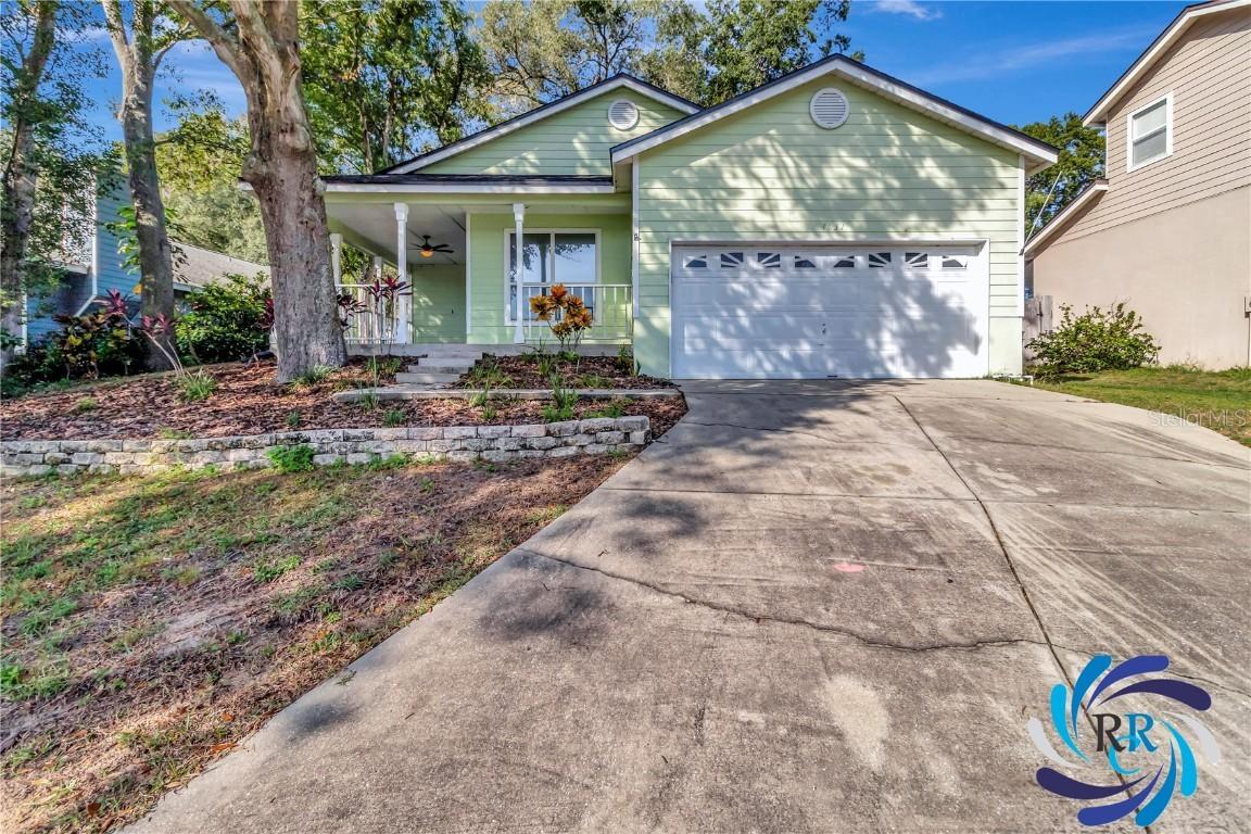 1131 Lake Elsie Dr., Tavares, FL 32778
