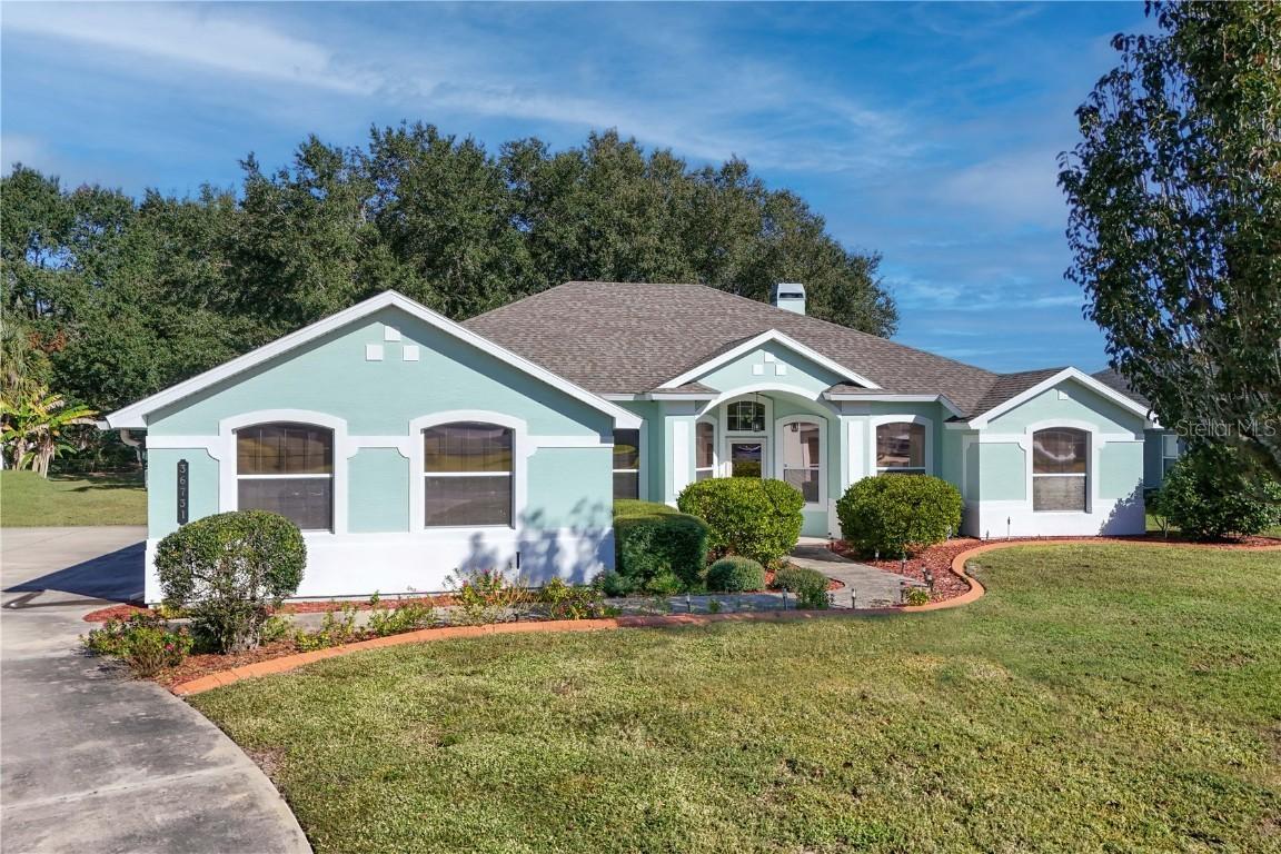 36731 Sundance Dr., Grand Island, FL 32735