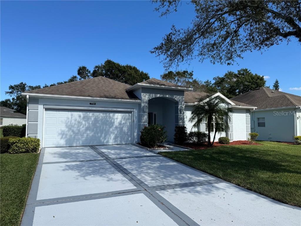 3709 Fairfield Dr., Clermont, FL 34711