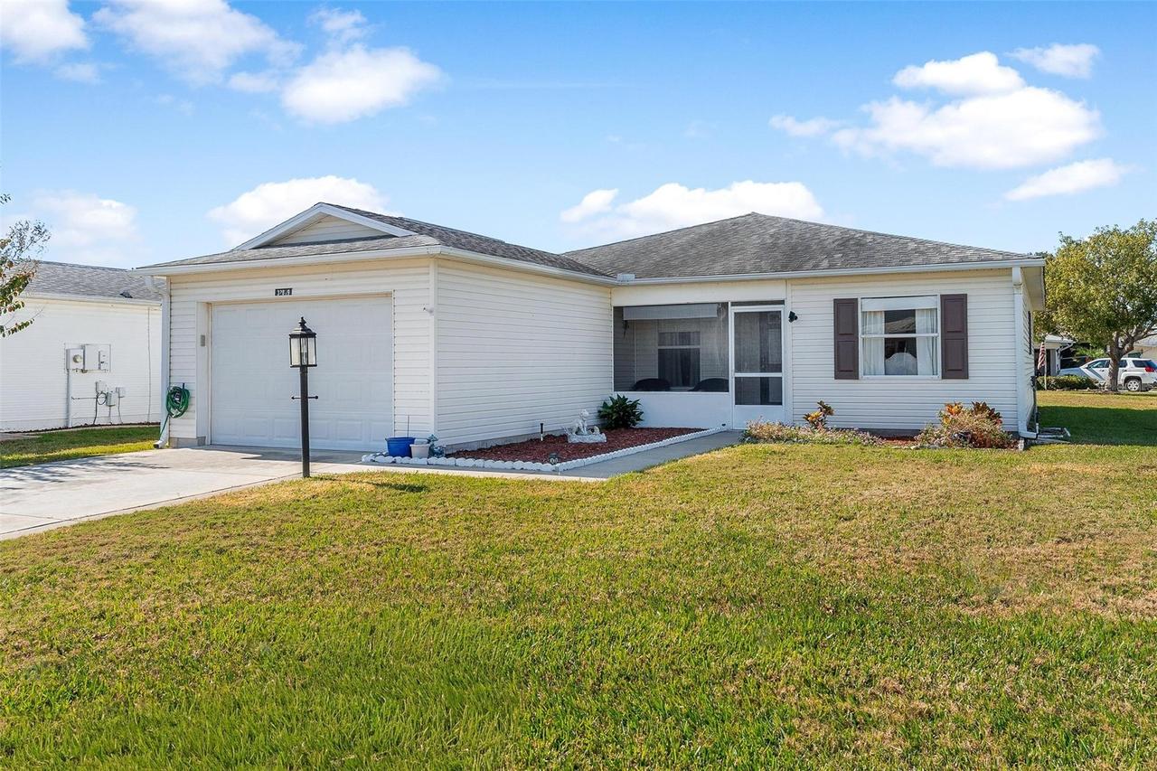 32819 Timberwood Dr., Leesburg, FL 34748