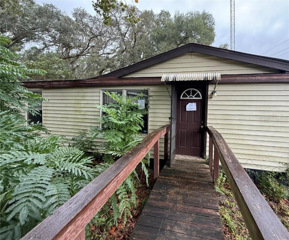 19735 Mccall Rd., Altoona, FL 32702