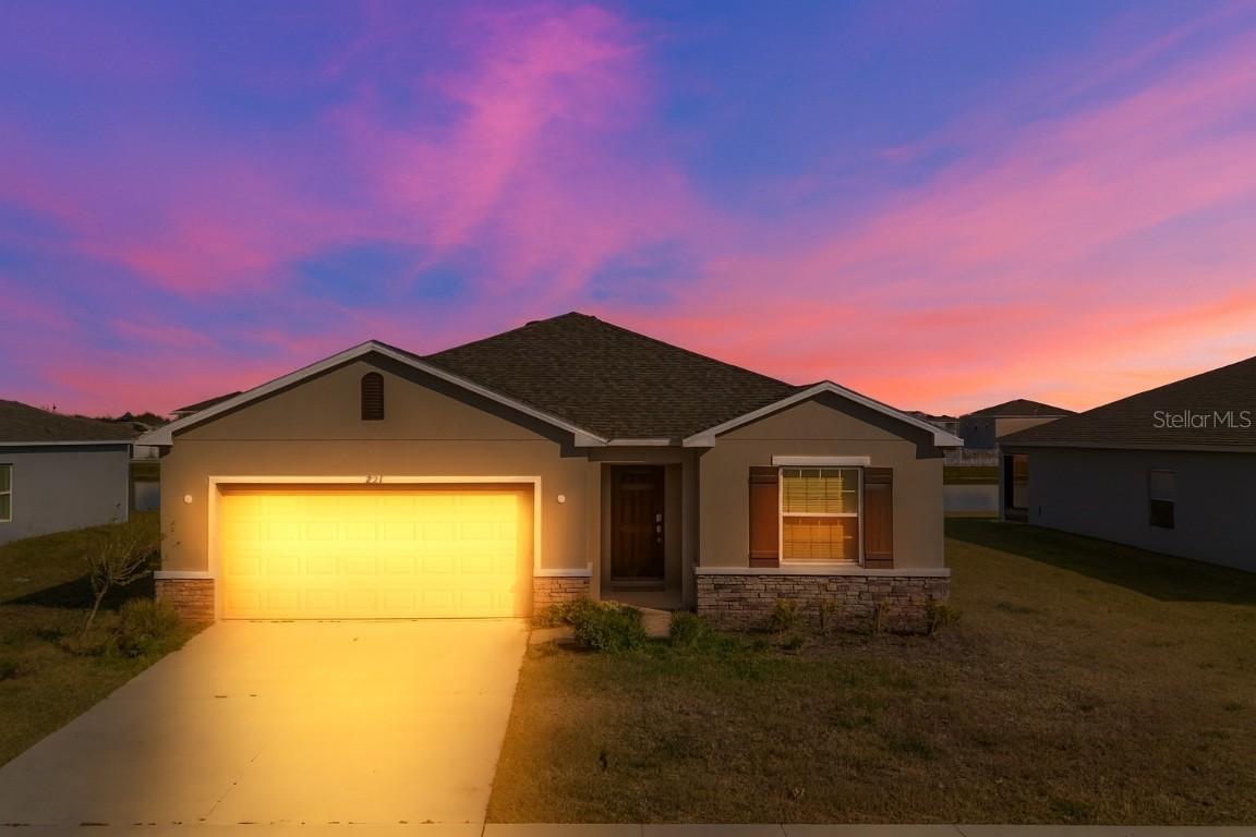 221 Aquamarine Ln., Kissimmee, FL 34758
