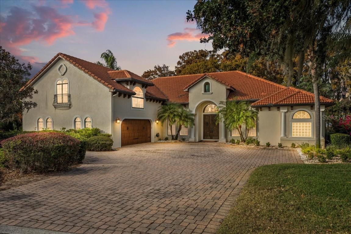 30321 Island Club Dr., Tavares, FL 32778