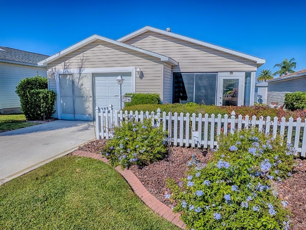 2331 Riley Rd., The Villages, FL 32162