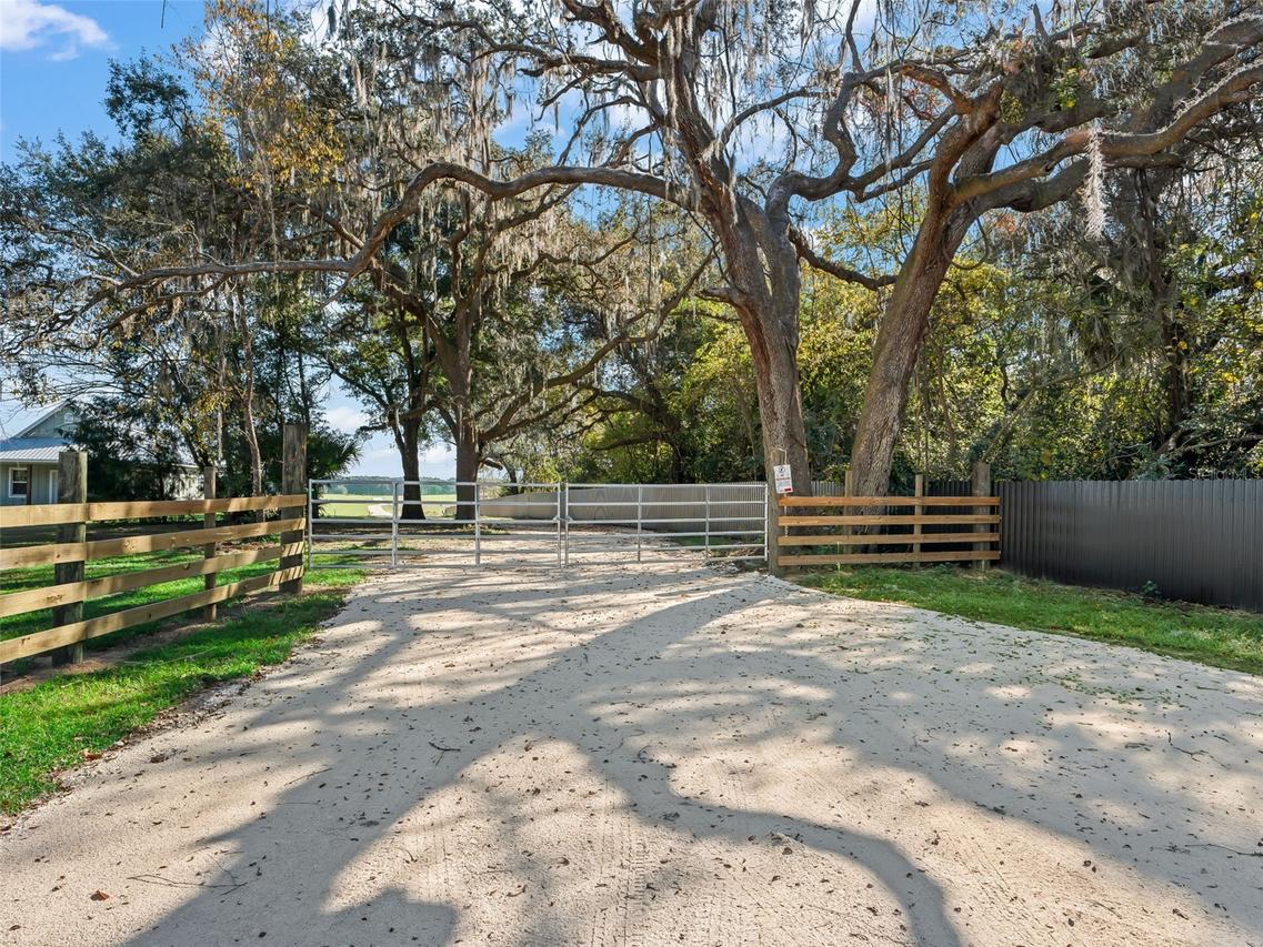 Cr 635, Bushnell, FL 33513