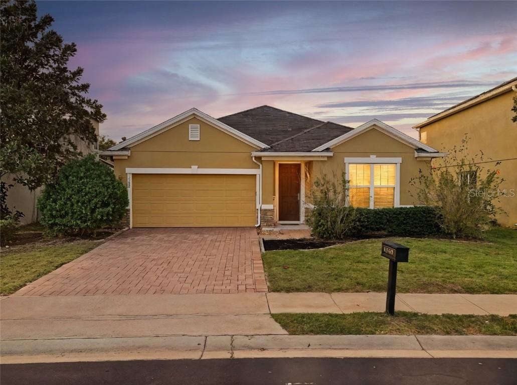 1258 Lexington Ave., Davenport, FL 33837