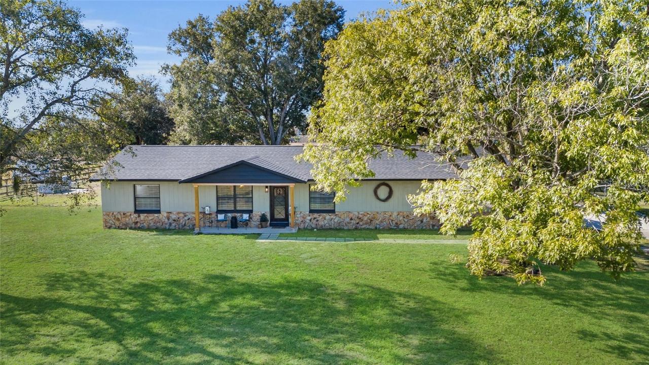 37445 Grays Airport Rd., Lady Lake, FL 32159