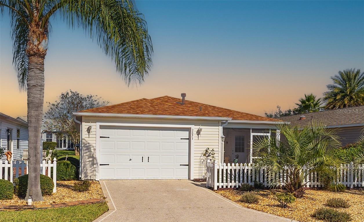 2671 Collington Dr., The Villages, FL 32162