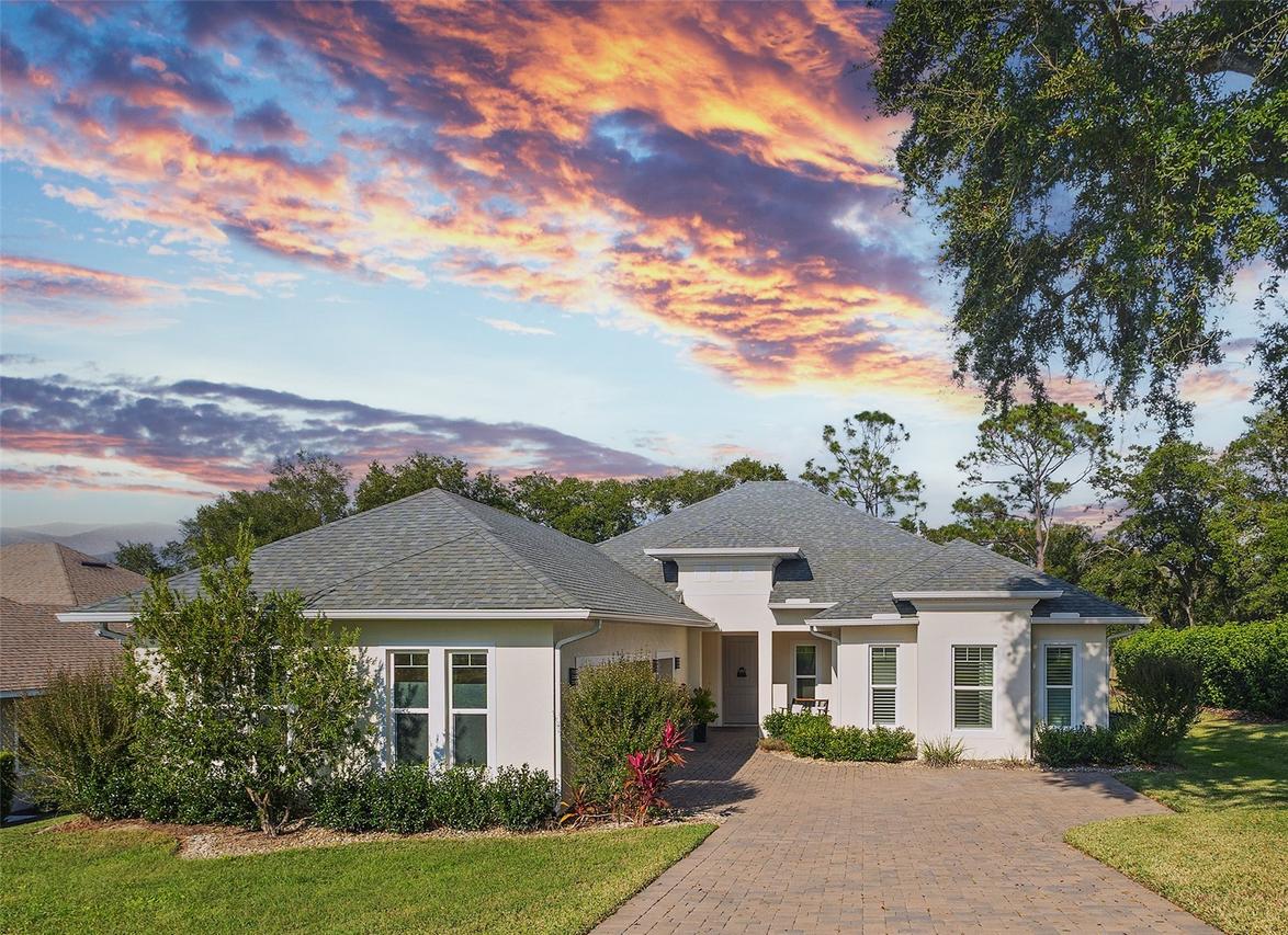 5090 Greens Dr., Lady Lake, FL 32159