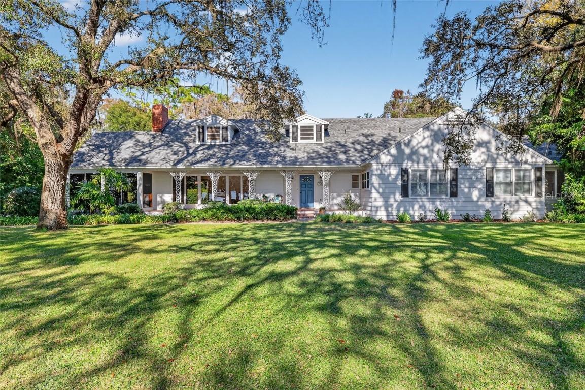 9345 Silver Lake Dr., Leesburg, FL 34788