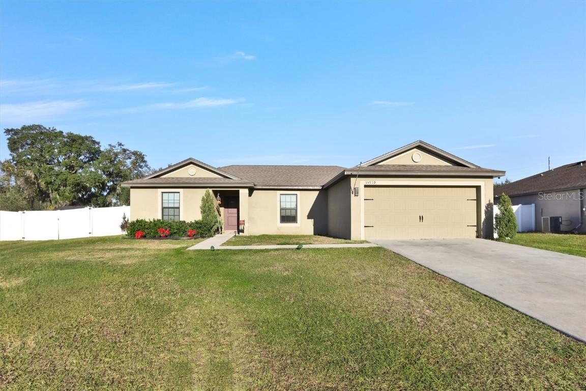 35729 Rose Moss Ave., Leesburg, FL 34788
