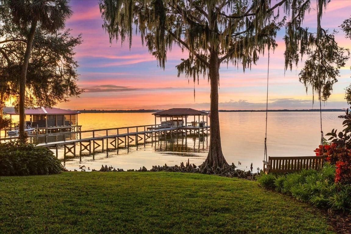 15815 Acorn Cir., Tavares, FL 32778