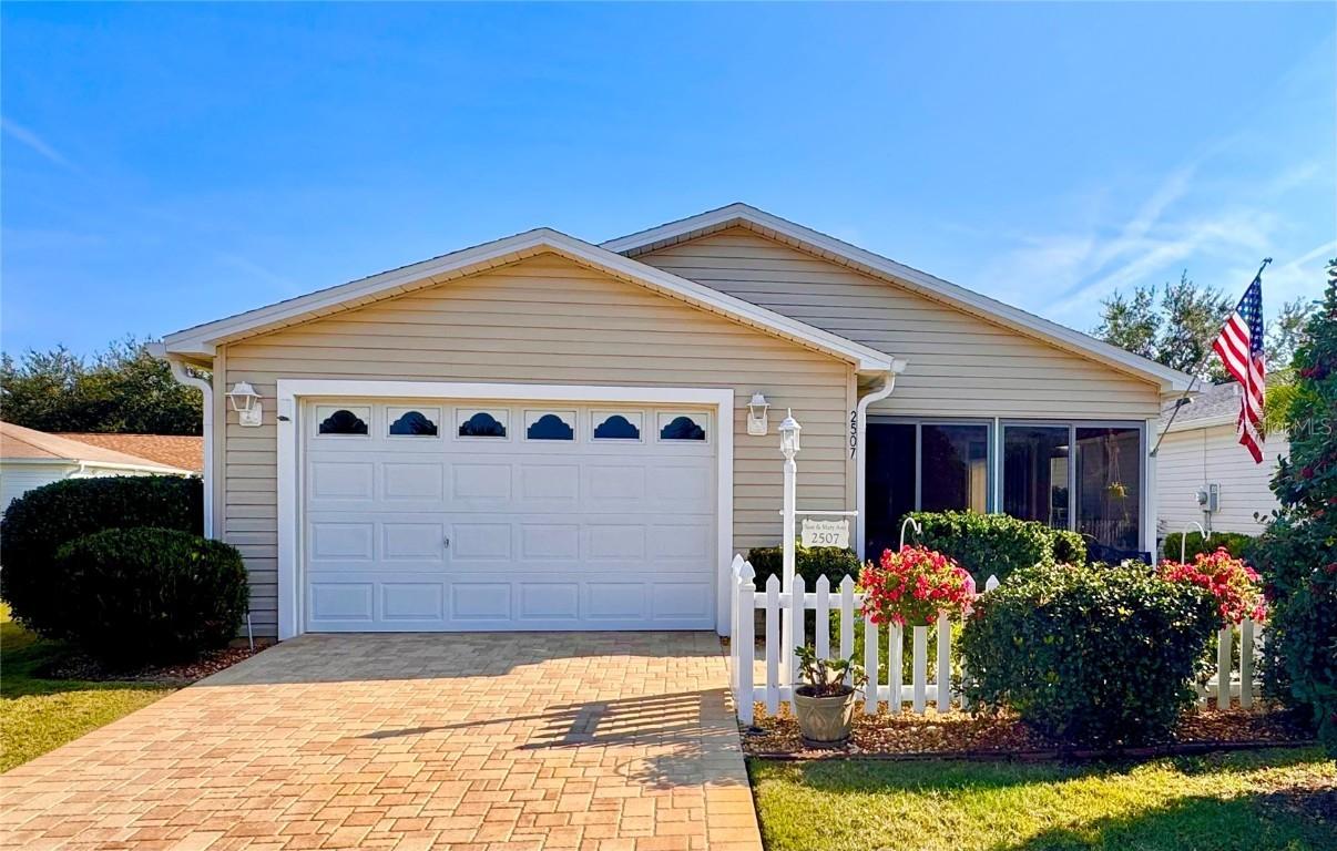 2507 Everwood Ct., The Villages, FL 32162
