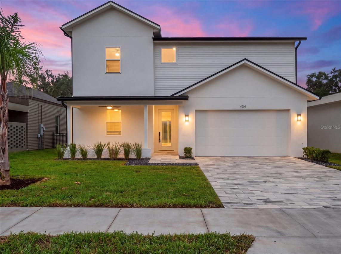 423 Skyfield Ct., Lady Lake, FL 32159