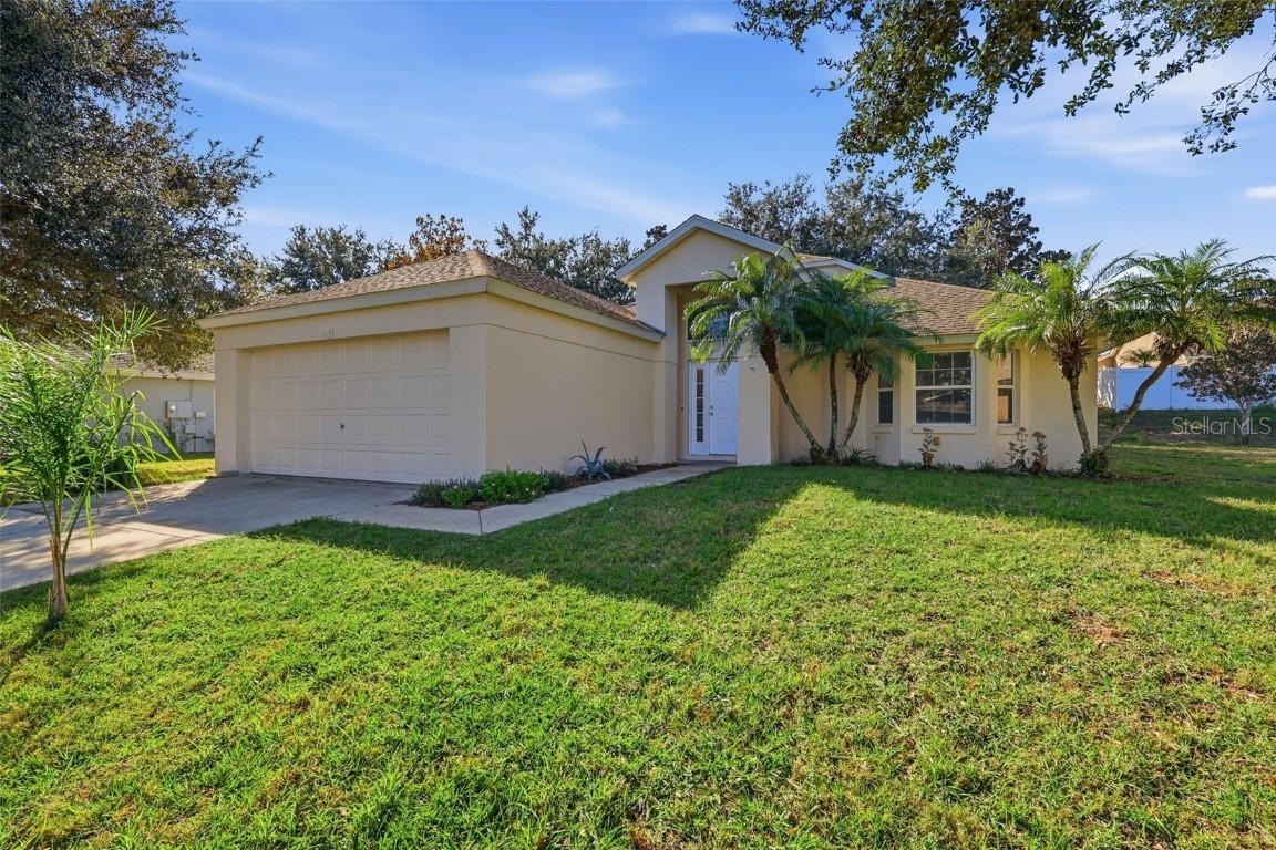 4650 Abaco Dr., Tavares, FL 32778