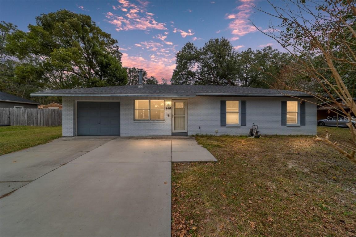 440 NE 2nd Ave., Williston, FL 32696