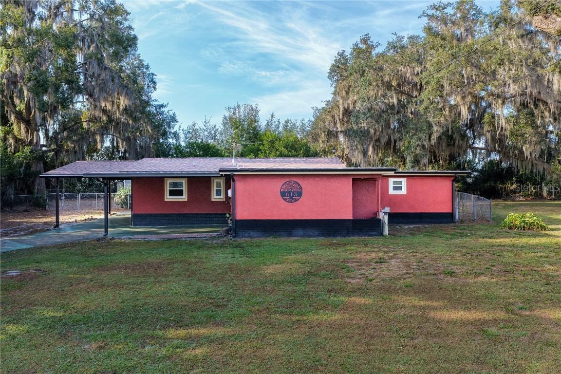 613 Scenic St., Leesburg, FL 34748