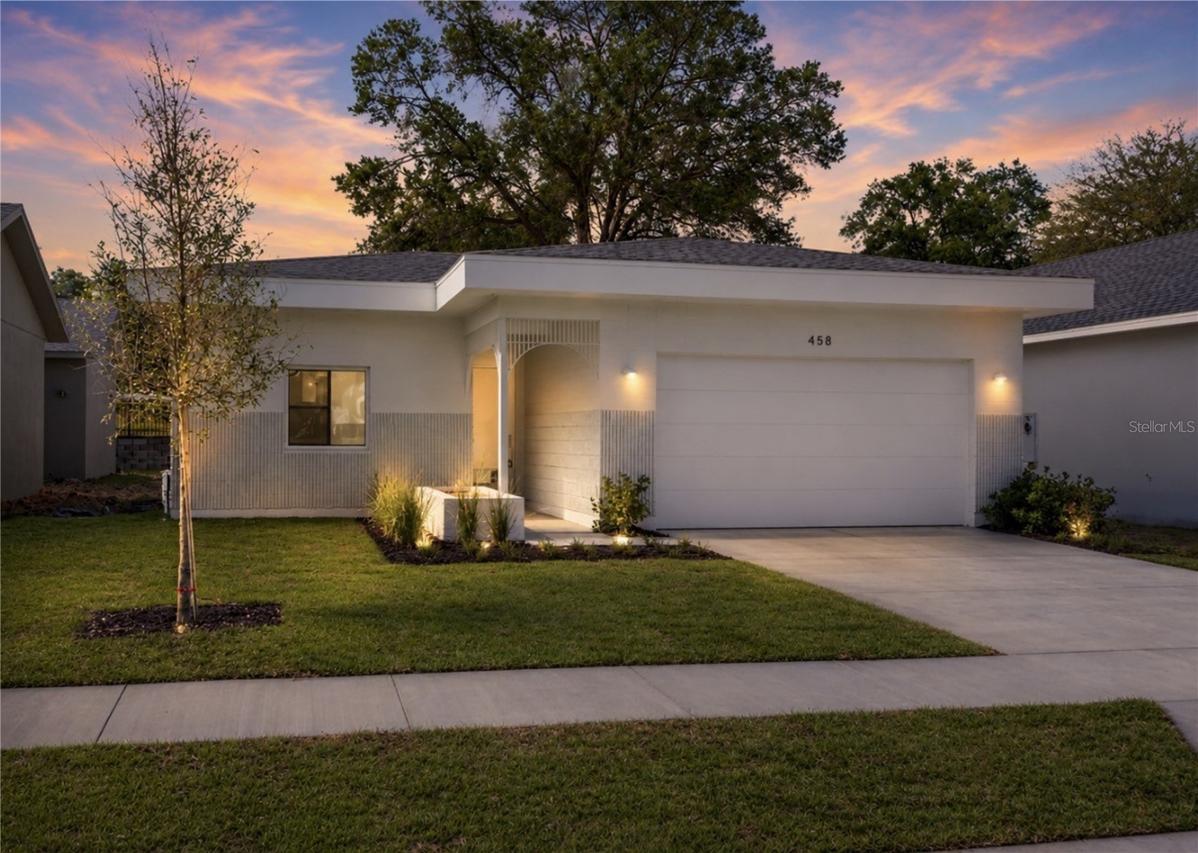 458 Skyfield Ct., Lady Lake, FL 32159