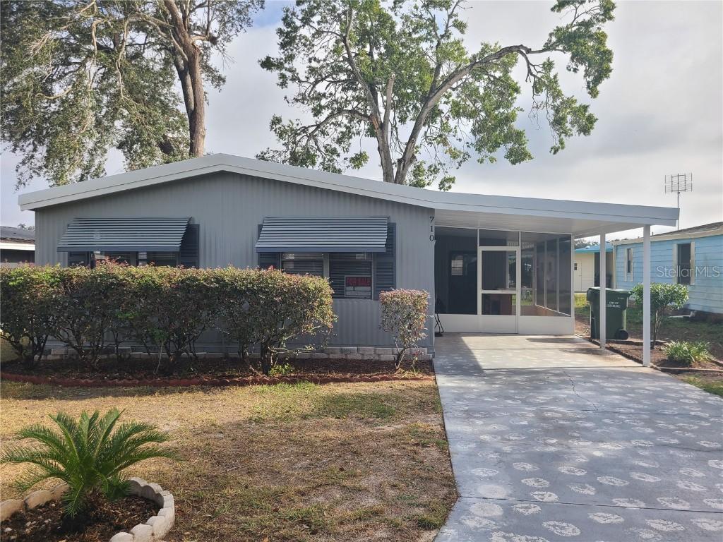 710 Coachman Dr., Leesburg, FL 34748