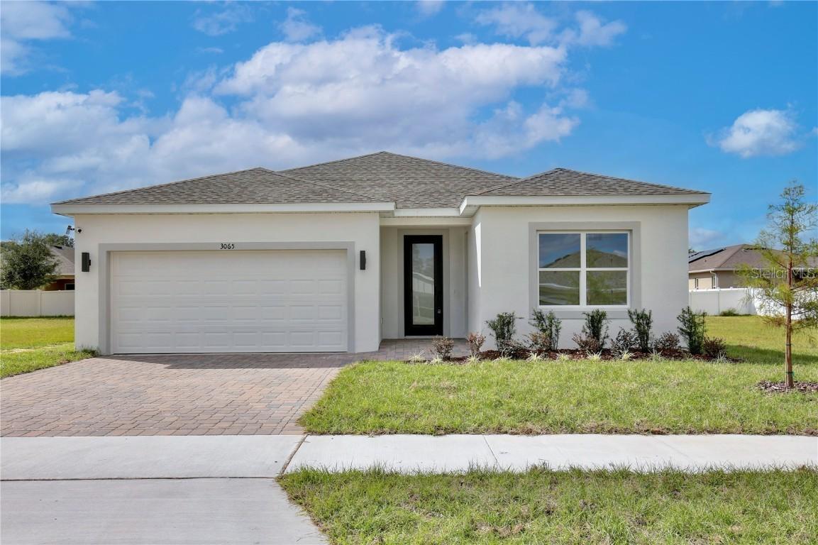 2044 Sloans Outlook Dr., Groveland, FL 34736
