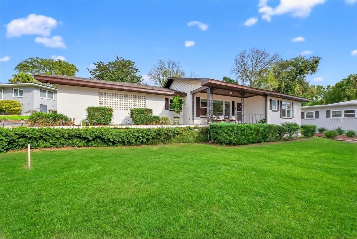 2311 Sunset Dr., Eustis, FL 32726