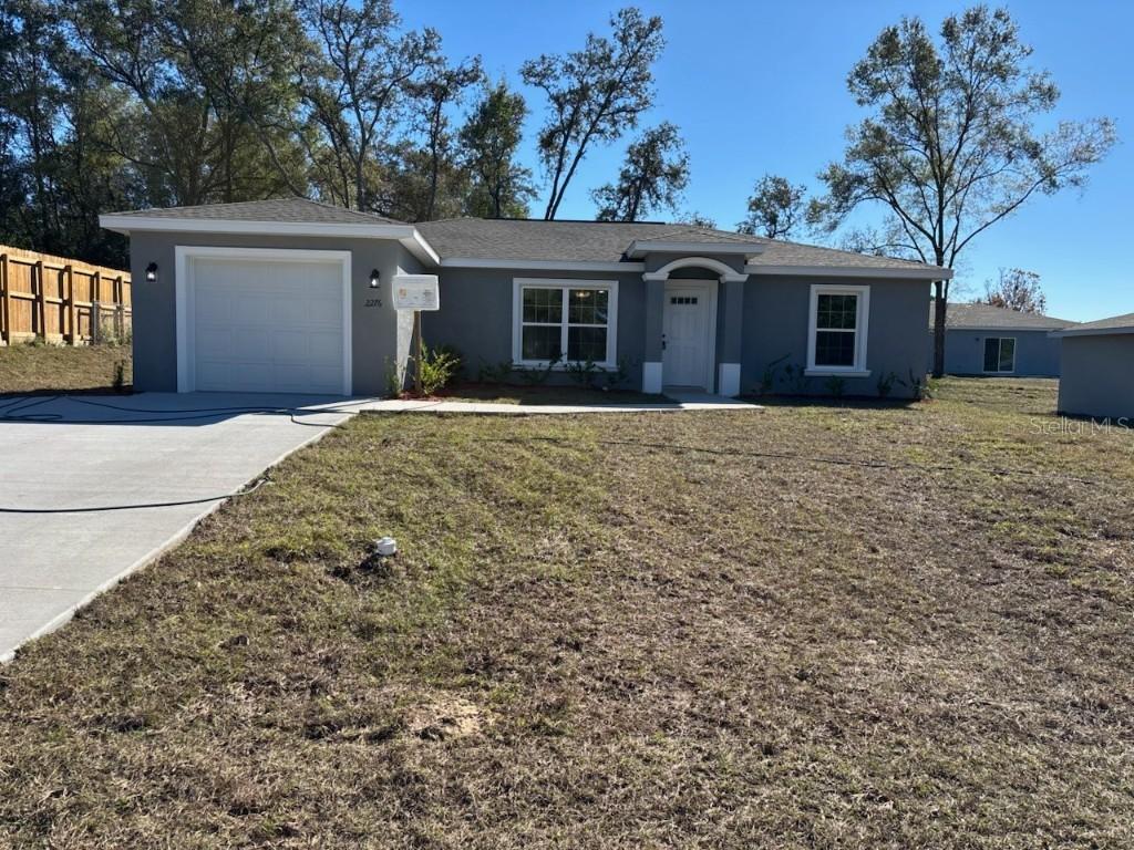 2276 W Menores Dr., Citrus Springs, FL 34434