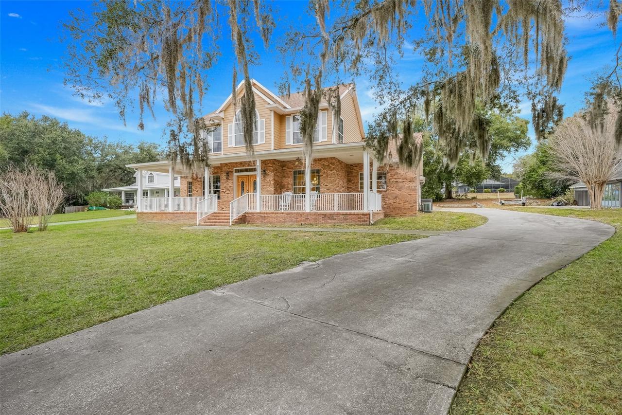 10336 Lake Louisa Rd., Clermont, FL 34711