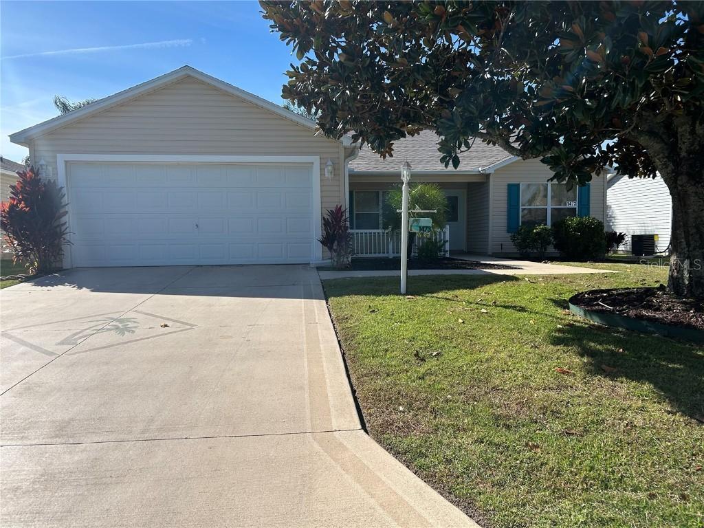 1473 Murrells Inlet Loop, The Villages, FL 32162