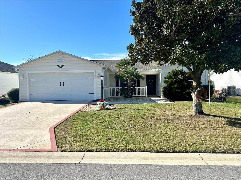 17766 SE 91st Poplar Ter., The Villages, FL 32162