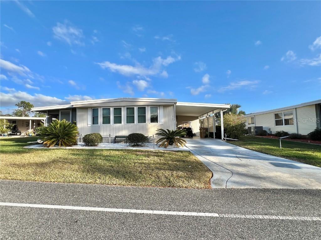 341 Palo Verde Dr., Leesburg, FL 34748