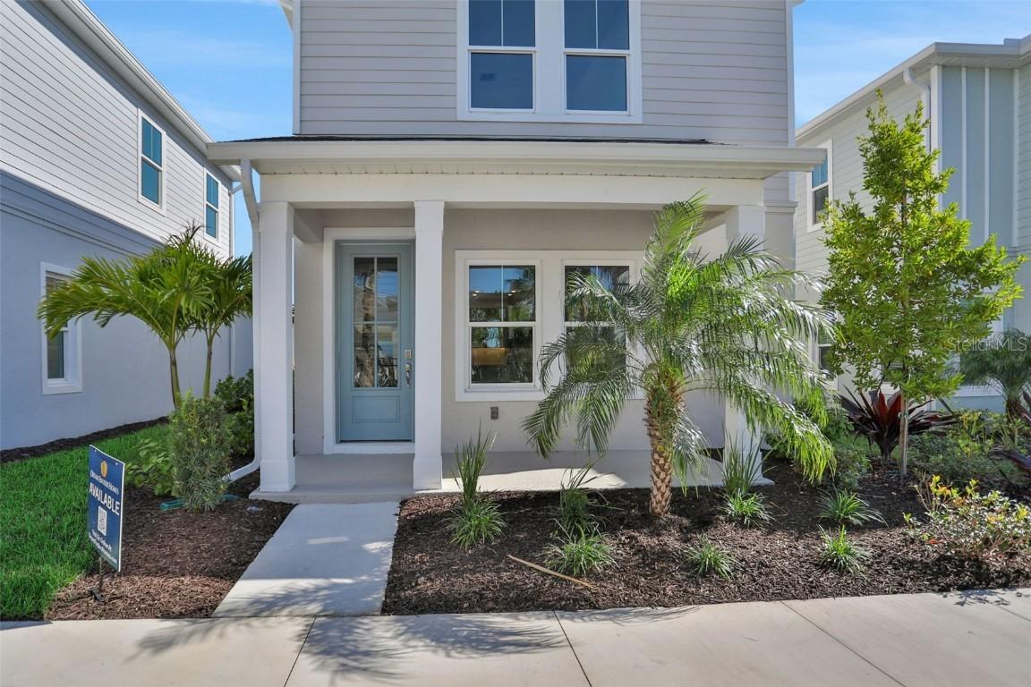 145 Thorne Ln., Lakewood Ranch, FL 34240