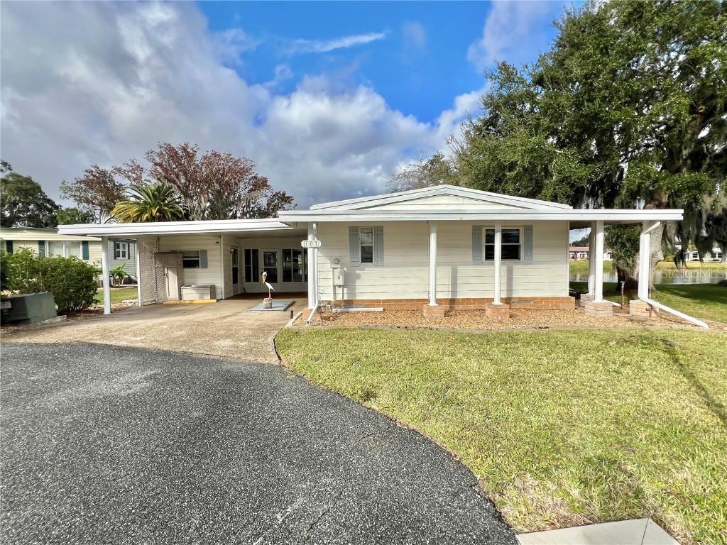 103 Fountain Cove, Leesburg, FL 34748