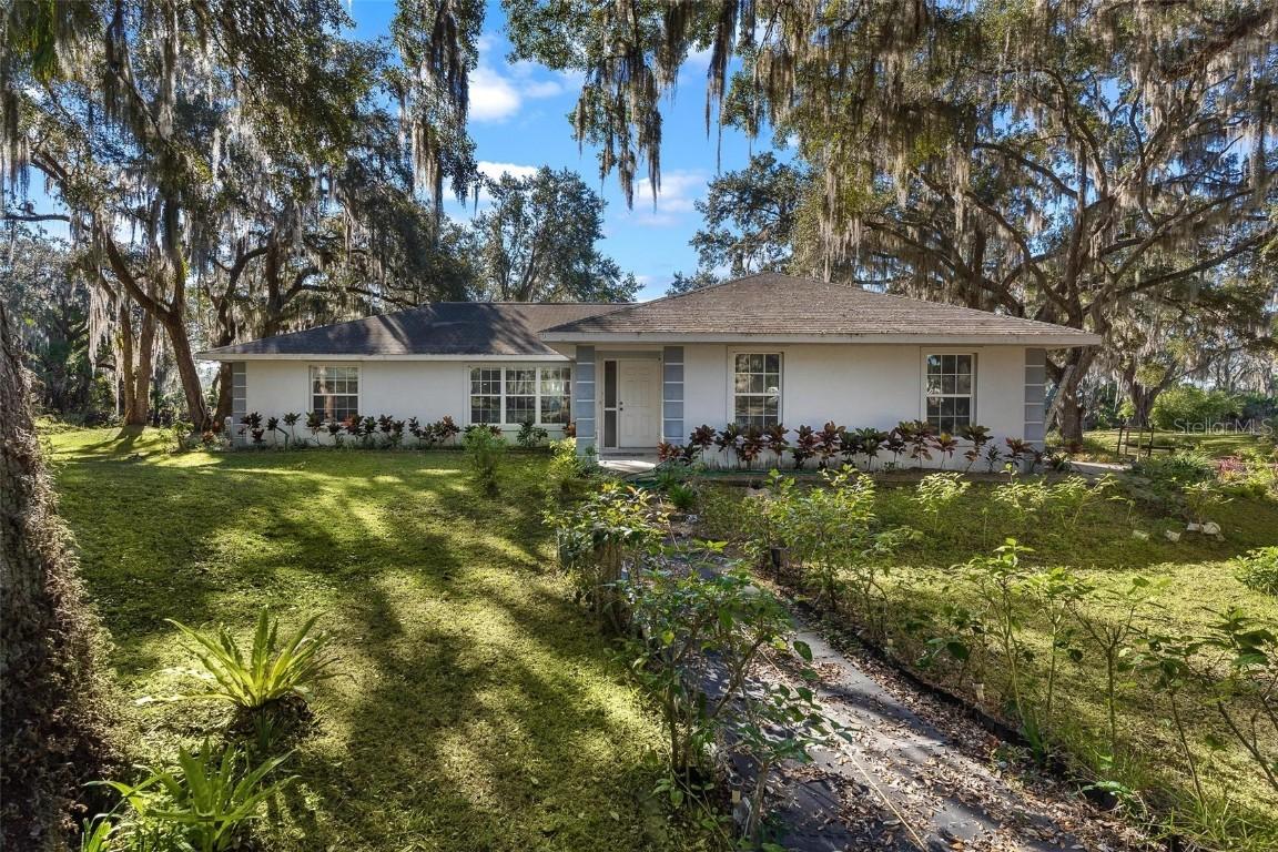 7938 Jacksons River Rd., Leesburg, FL 34788