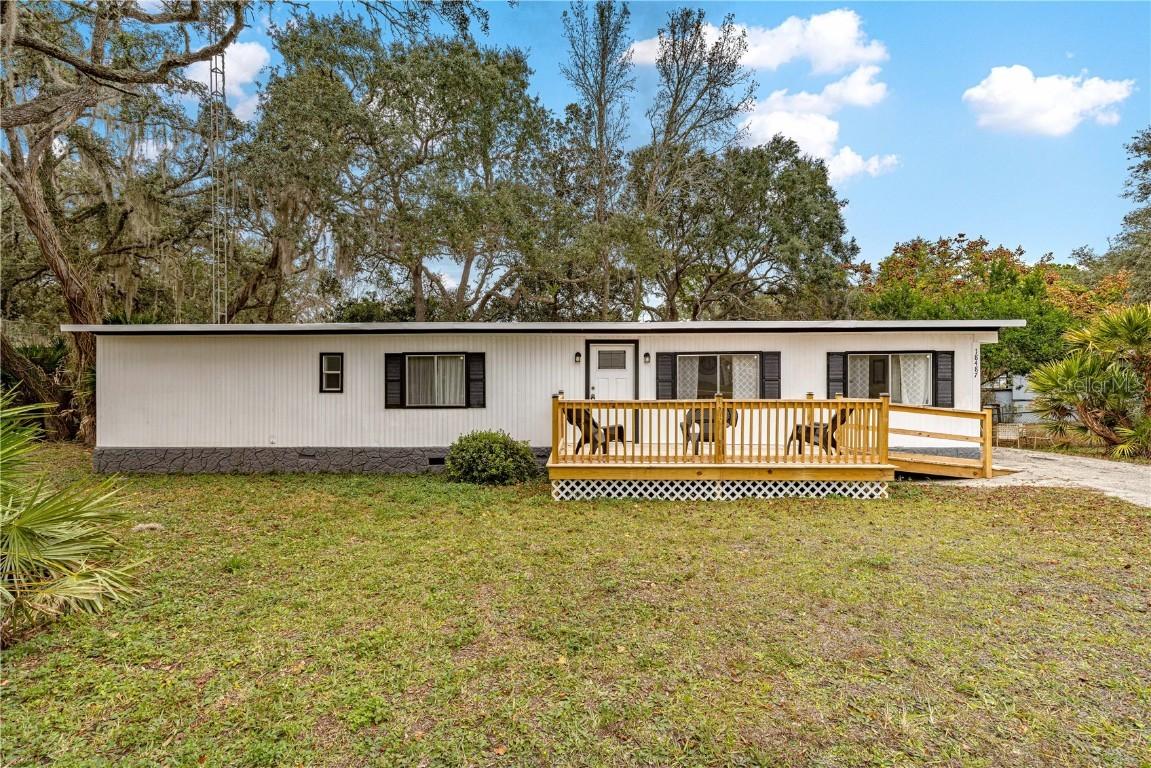 18487 SE 18th Street Rd., Silver Springs, FL 34488