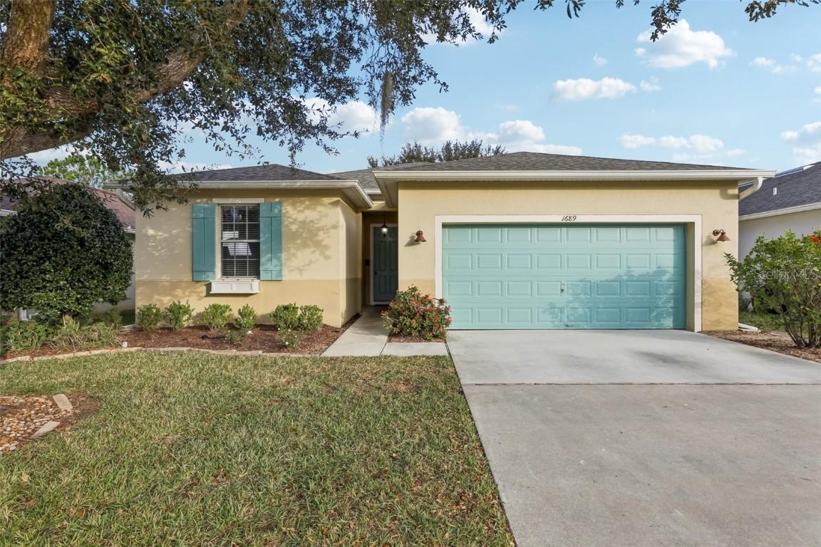 1689 Strathmore Cir., Mount Dora, FL 32757