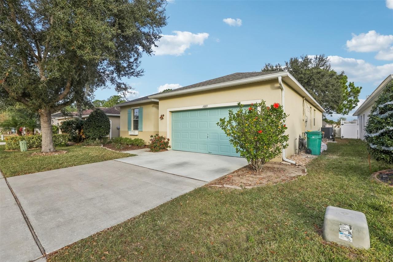 1689 Strathmore Cir., Mount Dora, FL 32757