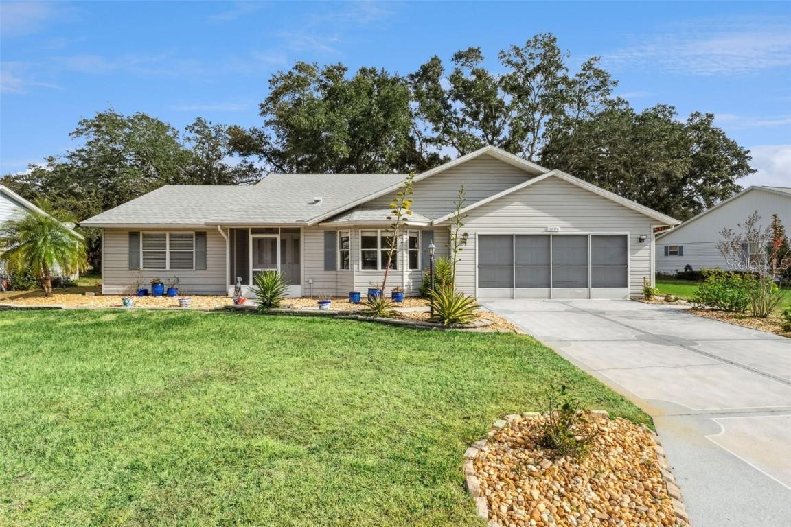 26126 Newcombe Cir., Leesburg, FL 34748