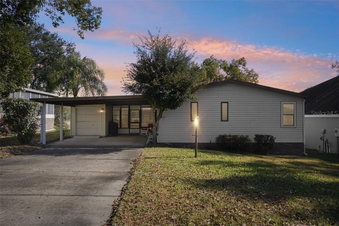 1409 Torrey Pines Dr., The Villages, FL 32159