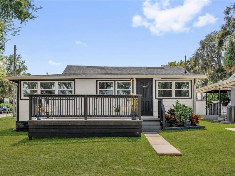 1214 E Caroline St., Tavares, FL 32778