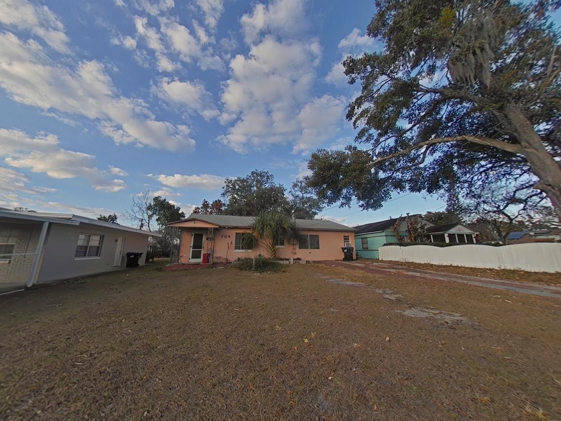709 Alton Ave., Orlando, FL 32804