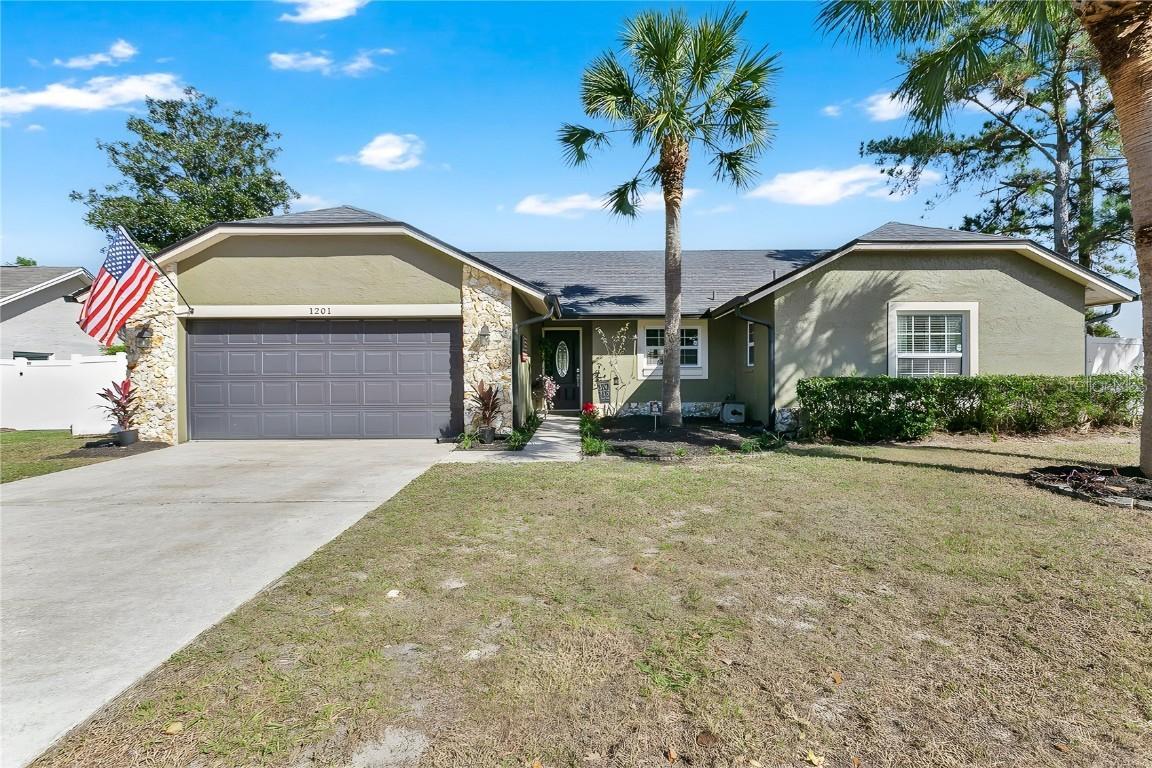 1201 Punta Gorda Cir., Winter Springs, FL 32708