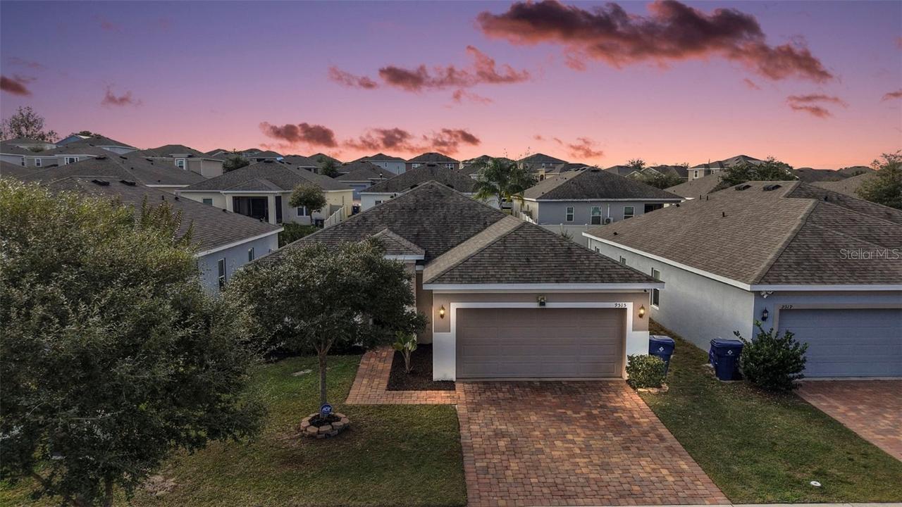 9515 Oglethorpe Dr., Groveland, FL 34736