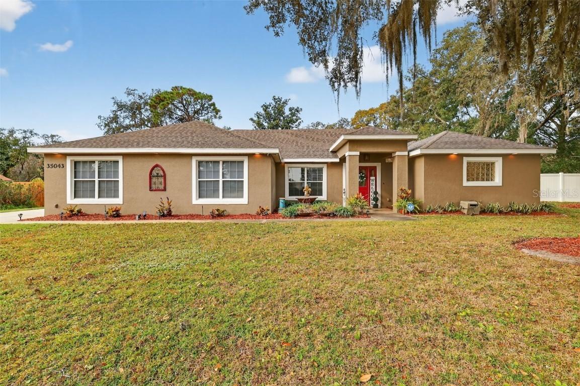 35043 Silver Oak Dr., Leesburg, FL 34788