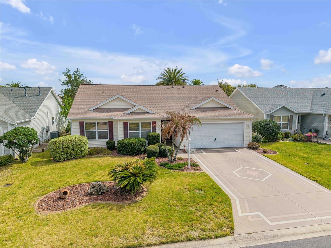298 Society Hill Cir. #115, The Villages, FL 32162