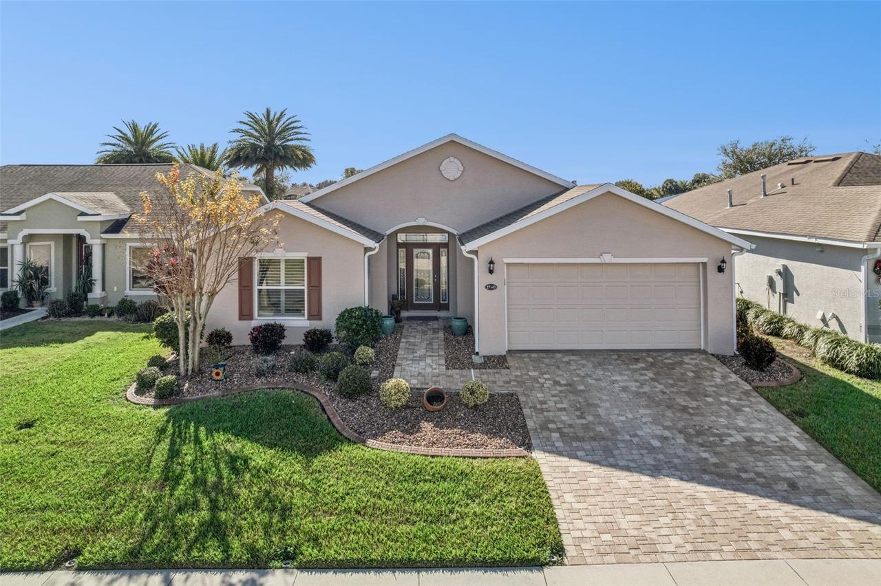 27143 Roanoke Dr., Leesburg, FL 34748