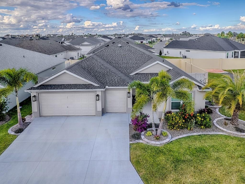 1165 Crouch Dr., The Villages, FL 34762