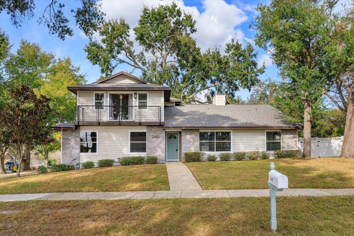 2445 Lakeview Ave., Clermont, FL 34711