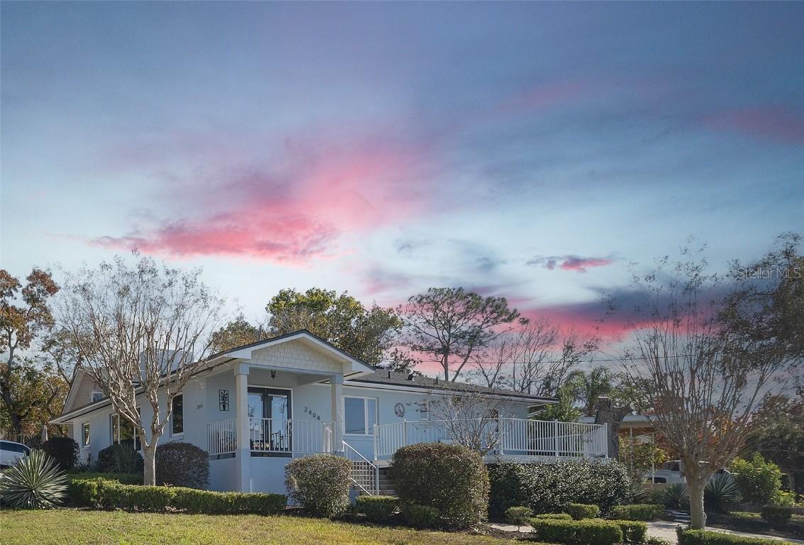 2404 Waycross Ave., Eustis, FL 32726