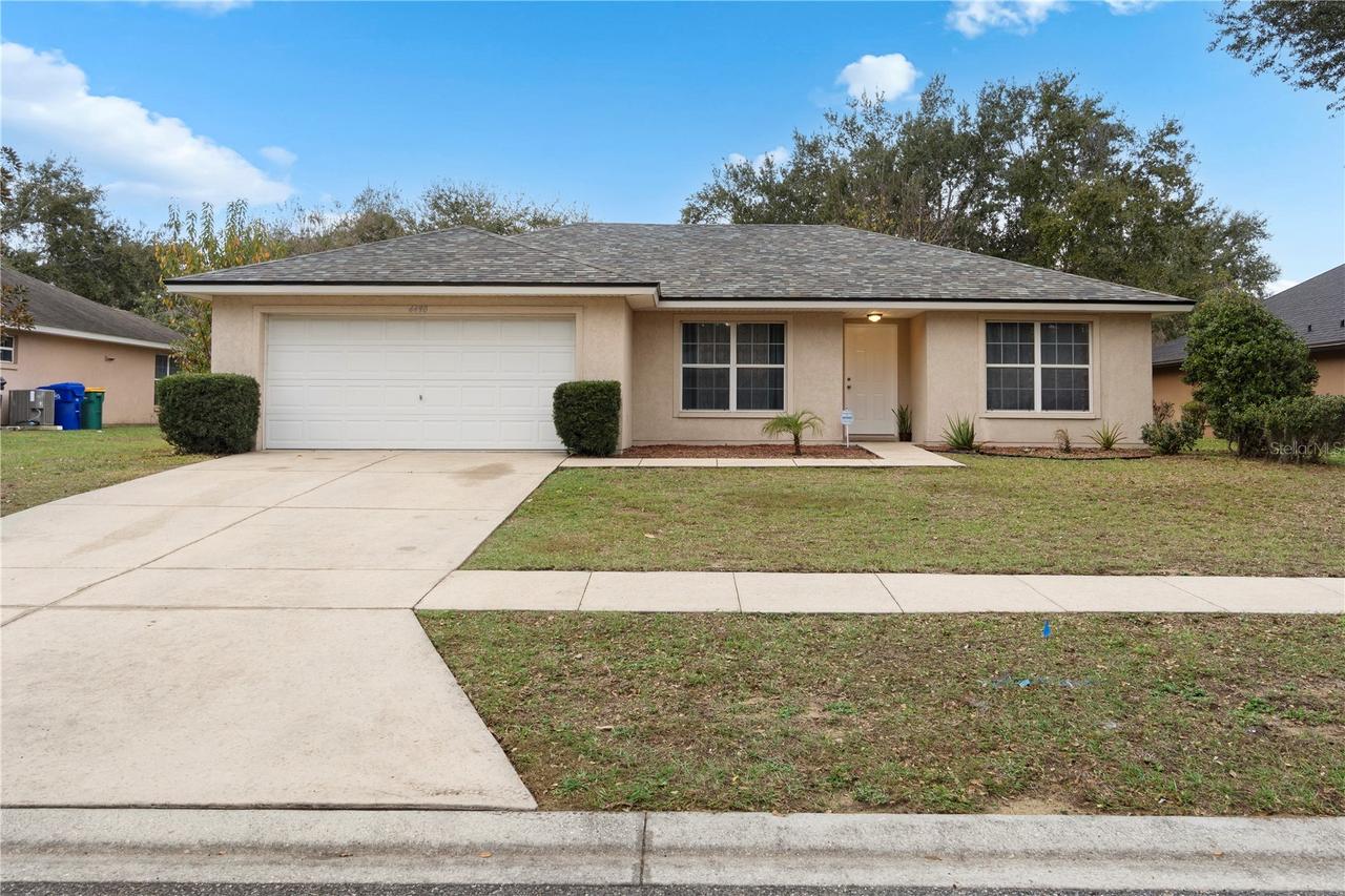 4490 Treasure Cay Rd., Tavares, FL 32778