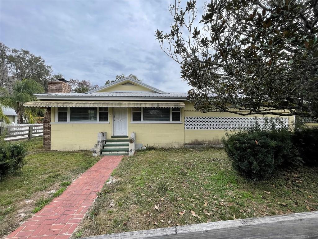 202 S Warfield Ave., Wildwood, FL 34785